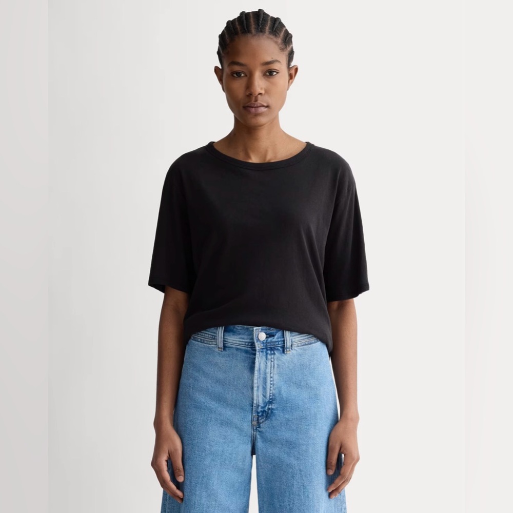 Everlane Black Short Sleeve Crewneck Tee
